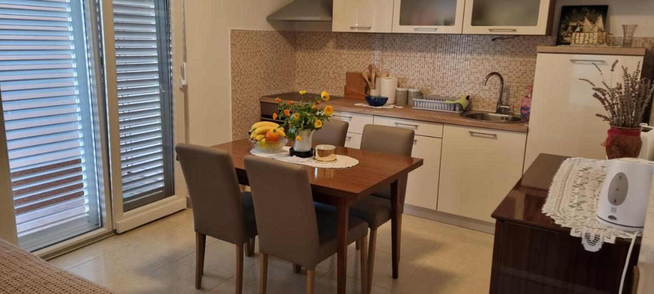 Apartman Maja Apartment Сплит Екстериор снимка